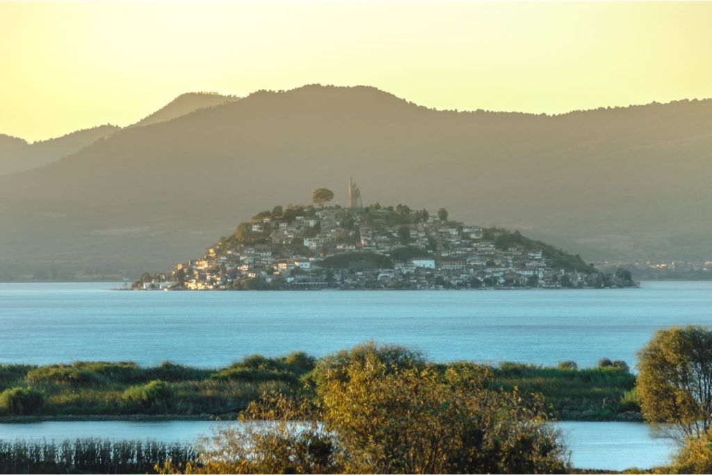 Patzcuaro lake at sunset
