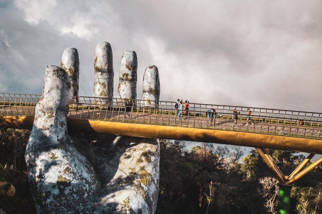 Golden Bridge, Da Nang