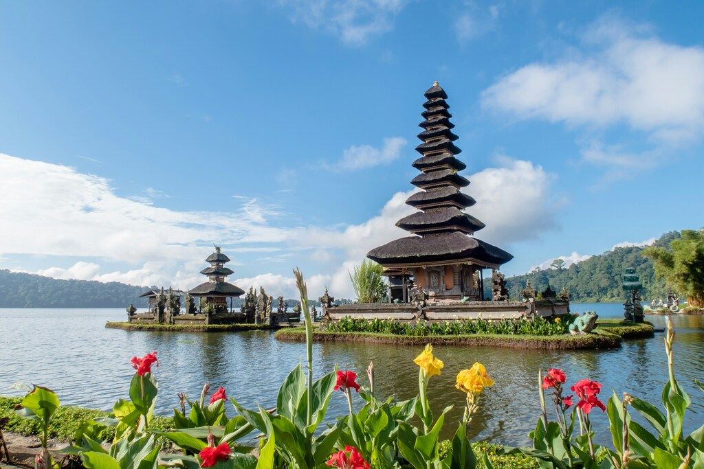 Pura Ulun Danu Bratan, temple in Indonesia.