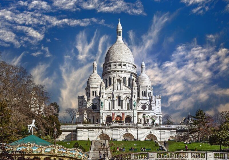 Best things to do in Paris: visit Montmartre