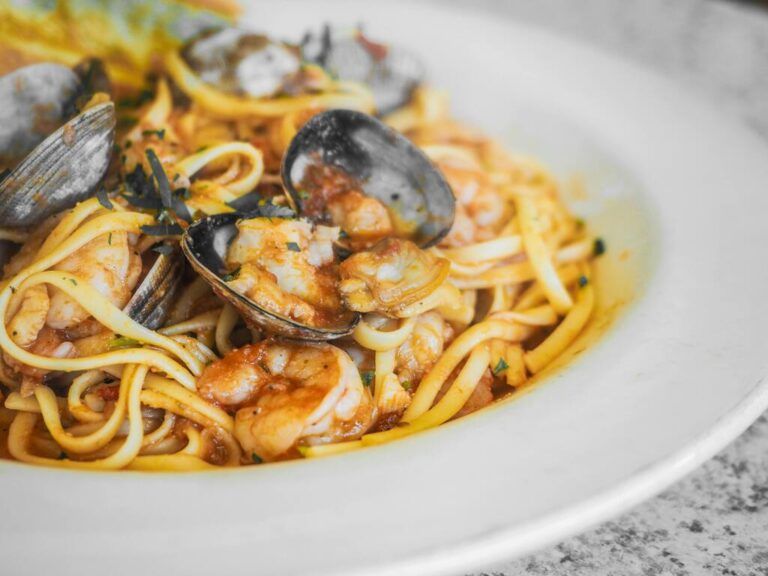 Italian food: Must-try Dishes - seafood pasta