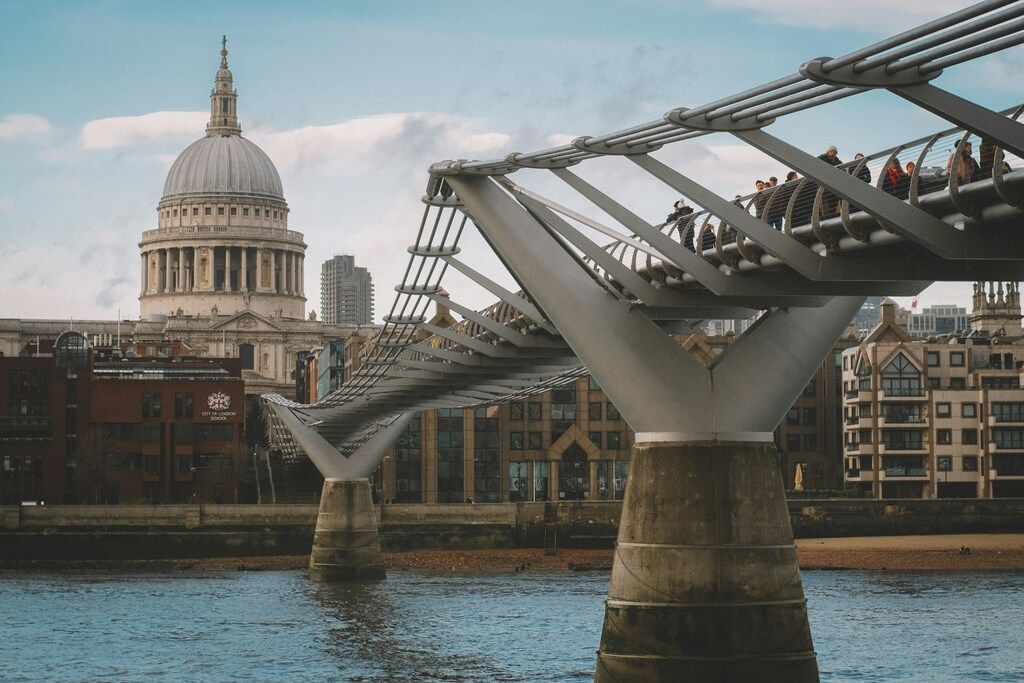 Millennium Bridge in London, featured in the opening of Harry Potter and the Half-Blood Prince