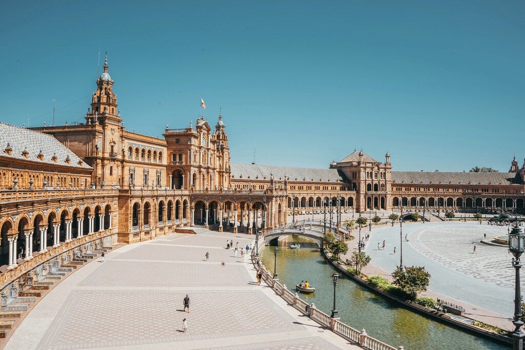 Panoramic view of Plaza de España in Seville on a sunny day