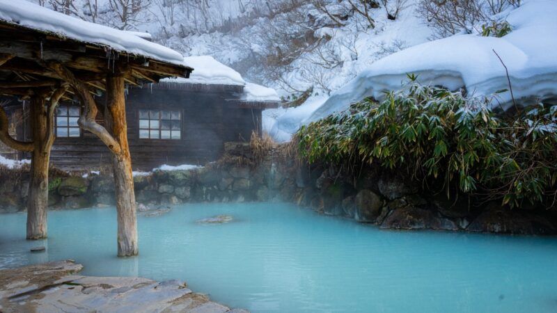 Discover the best Onsen in Japan: soaking in tradition