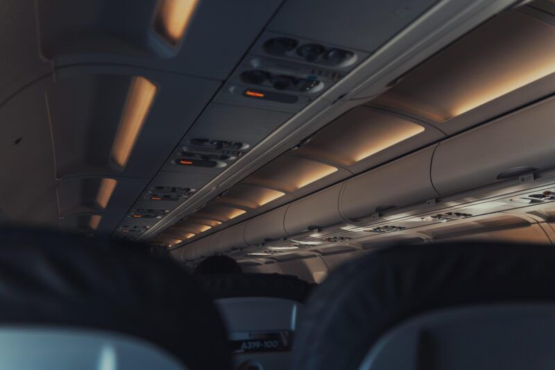 Trip canceled: when are you entitled to a refund? Everything you need to know about flight cancellations, force majeure, and how WeRoad protects you.